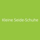 Kleine Seide-Schuhe