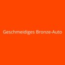 Geschmeidiges Bronze-Auto